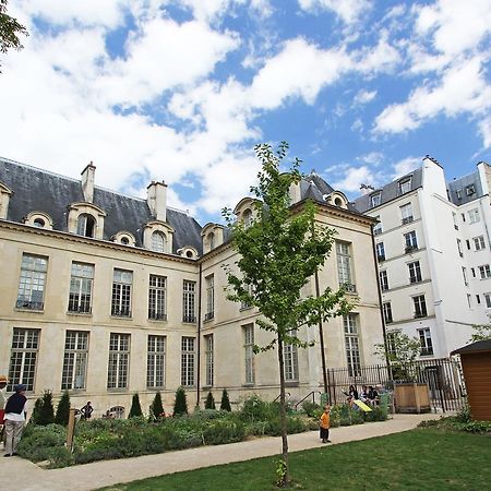 Great Apartments Heart Marais Paris Eksteriør bilde